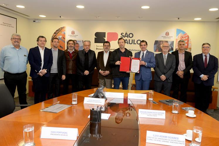 Estado firma parceria com Ribeirão Preto para acelerar análise de empreendimentos habitacionais